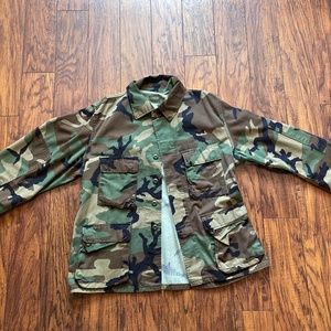 CAMOUNFLAGE ARMY GREEN PRINT JACKET LARGE